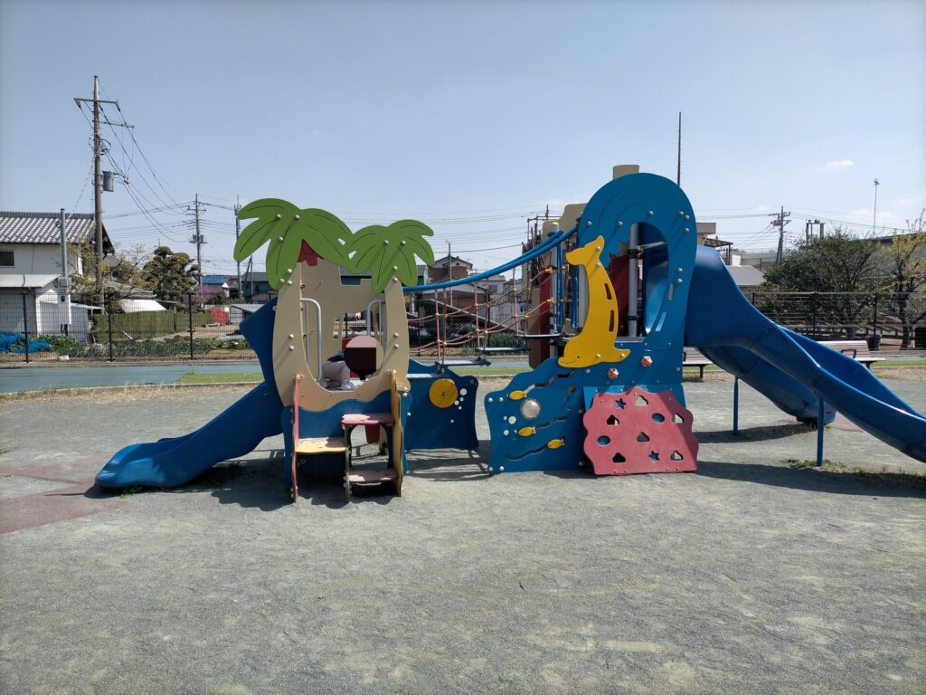 菖蒲運動公園の複合遊具